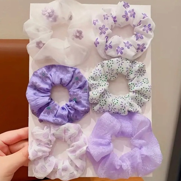6pc Floral Hair Texture Scrunchies Elastic Ties Set Pretty Purple Lilac Lot NEW - Picture 1 of 1